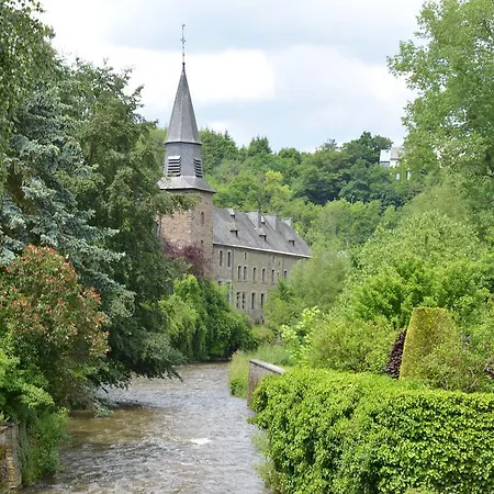 Quaint In Houffalize With Terrace Halonreux