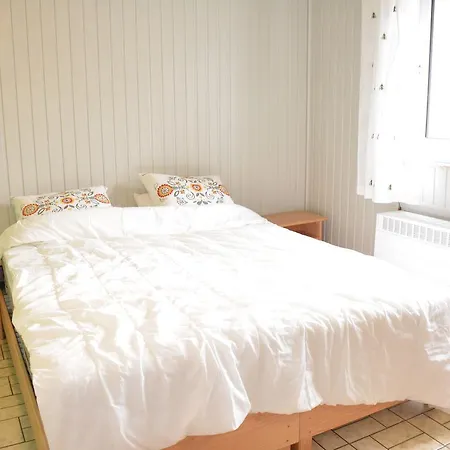 Holiday home Quaint In Houffalize With Terrace Halonreux