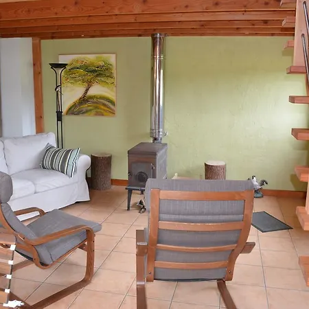 Holiday home Quaint In Houffalize With Terrace Halonreux